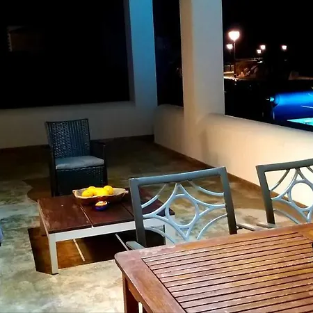 Nyaraló Hortensia *