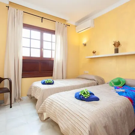 Nyaraló Hortensia *